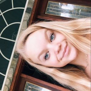 Meet your Posher, Carley